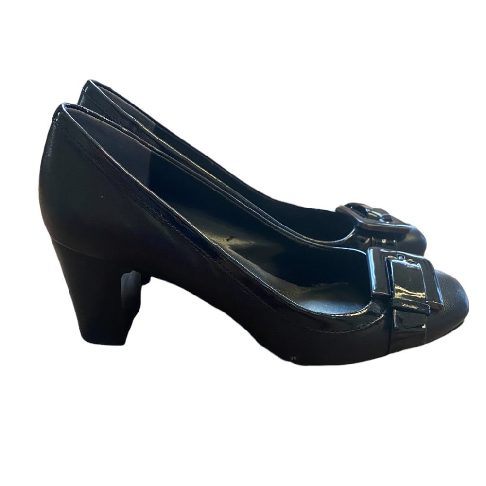 Closed toe office block heels
